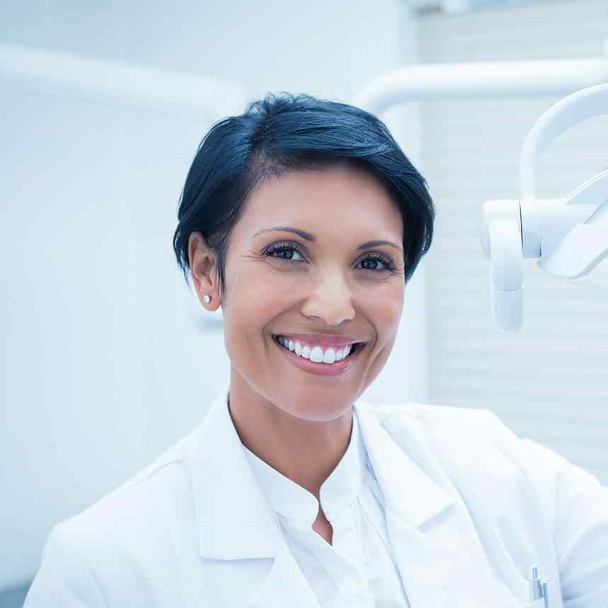 https://absoluteintegritymediasolutions.com/wp-content/uploads/2020/02/doctor-01.jpg